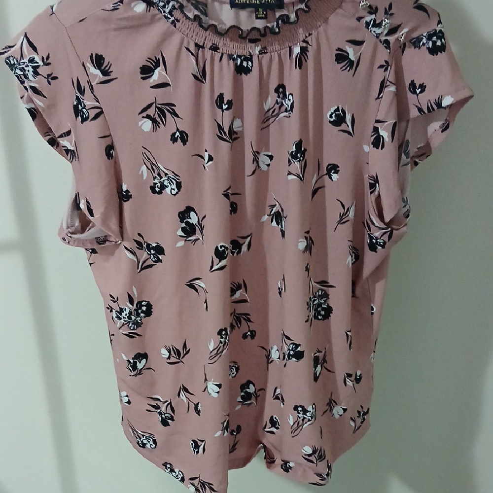 Adrienne Vittadini Pink Ruffled Blouse with Peter Pan Collar